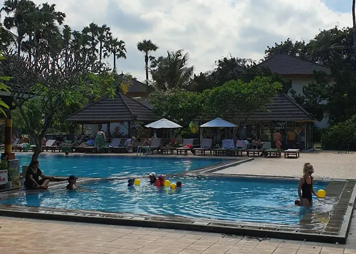 アパート C&c Jayakarta Legian Kuta Bali スミニャック