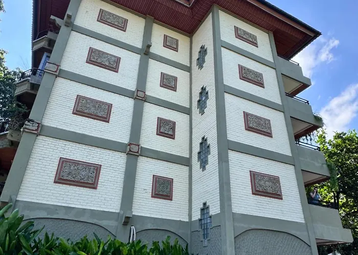 C&c Jayakarta Legian Kuta Bali * スミニャック