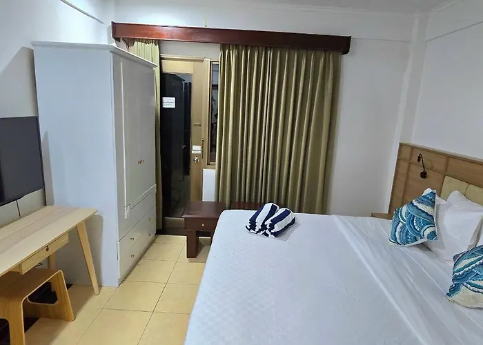 アパート C&c Jayakarta Legian Kuta Bali *