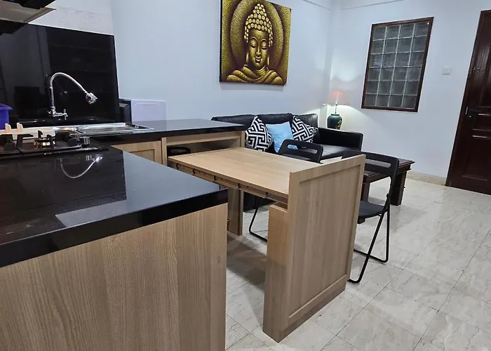 C&c Jayakarta Legian Kuta Bali * スミニャック