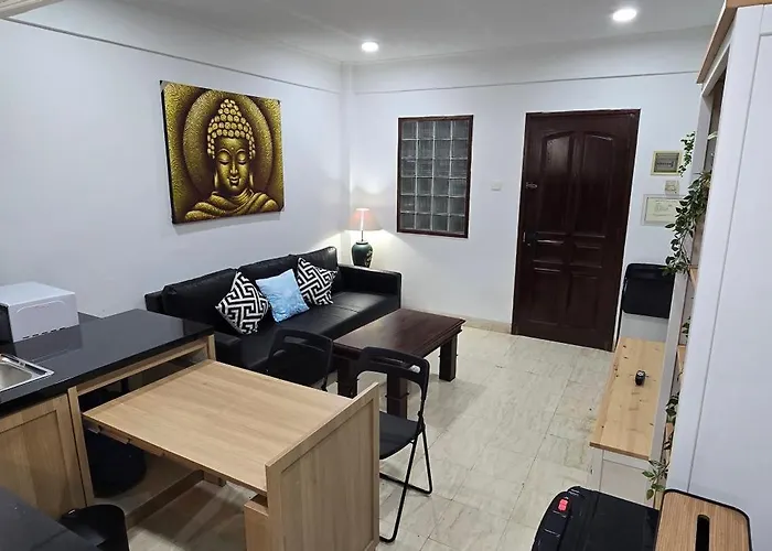 C&c Jayakarta Legian Kuta Bali スミニャック